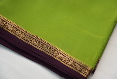 Parrot Green (Wine Border)